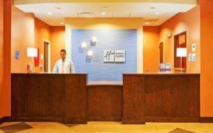Holiday Inn Express & Suites Paducah West By IHG