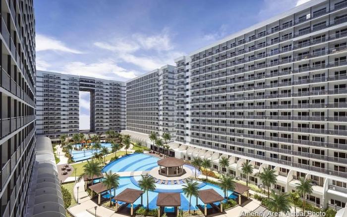 Max tower A shell residences  balcony/wifi/Netflix