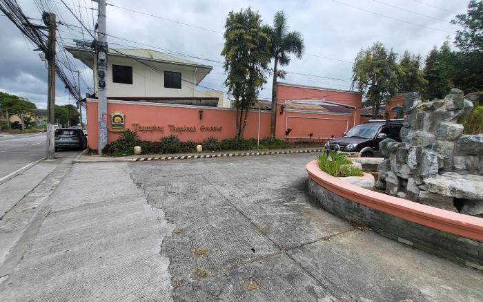 Staycation Tagaytay Albizia