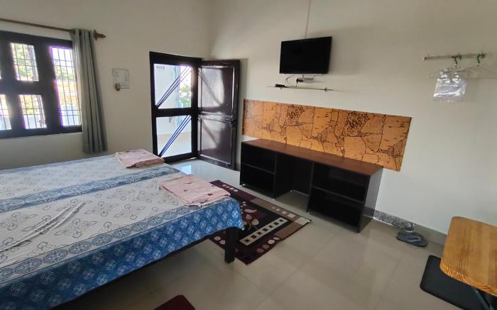 Iora Guesthouse