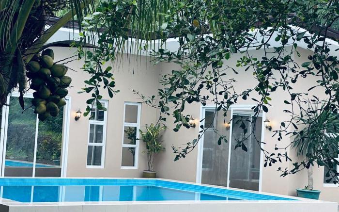 Terra Vascileia Queen with pool (good for 32 pax)