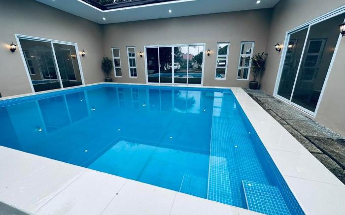 Terra Vascileia Queen with pool (good for 32 pax)