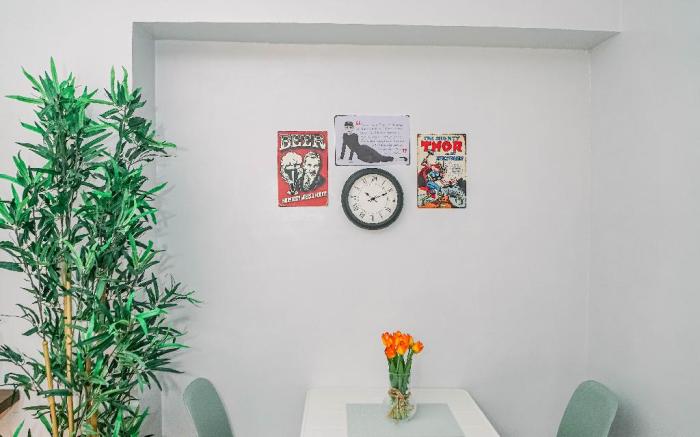 Charming Vintage Flat in Makati CBD