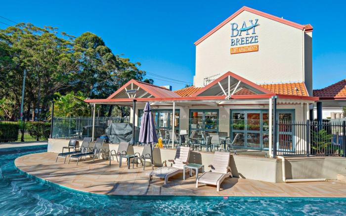 Nelson Bay Breeze Holiday Apartments