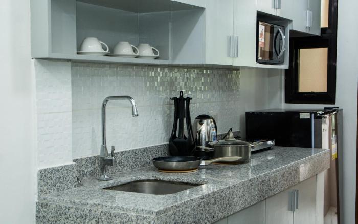 Gibbz Apartelle (Unit 206) Imus, Cavite