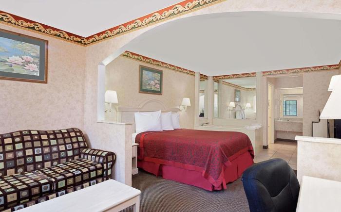 Days Inn by Wyndham Millington