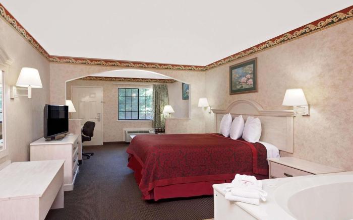 Days Inn by Wyndham Millington