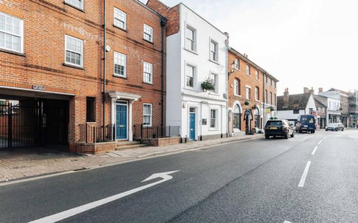 Olive Tale - From £225 Per Night