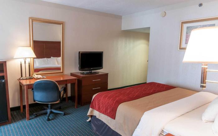 Comfort Inn & Suites