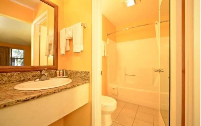 Econo Lodge Inn & Suites Fulton - Rockport
