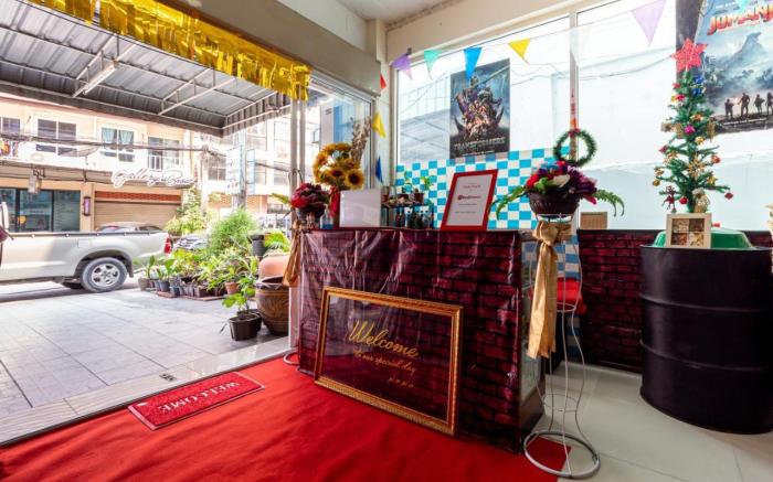 Si Fah at Bangsaen Hotel