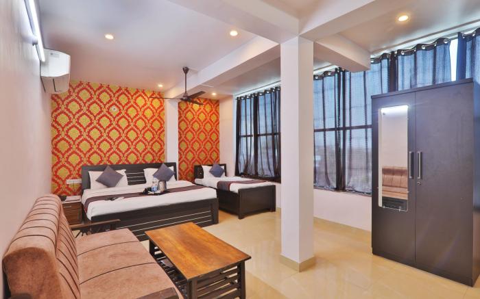 Divine Glory Hotel