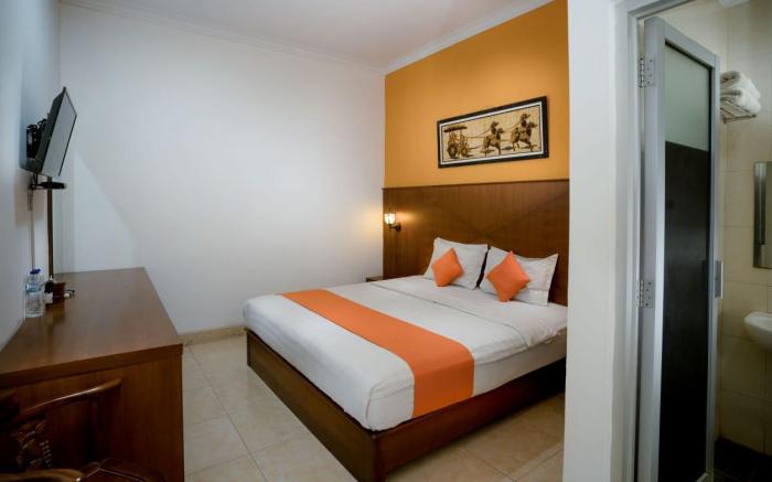 Hotel Poncowinatan - Tugu Yogyakarta