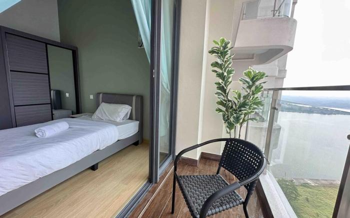 Royal Super Seaview Relax Family Suites