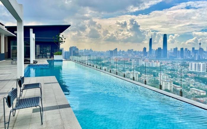 Axis Crown Residence Near KLCC
