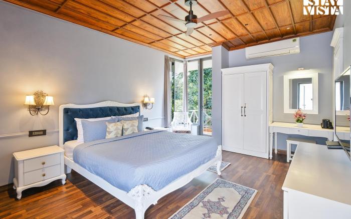 StayVista at Villa Sierra Sky- Pet Friendly