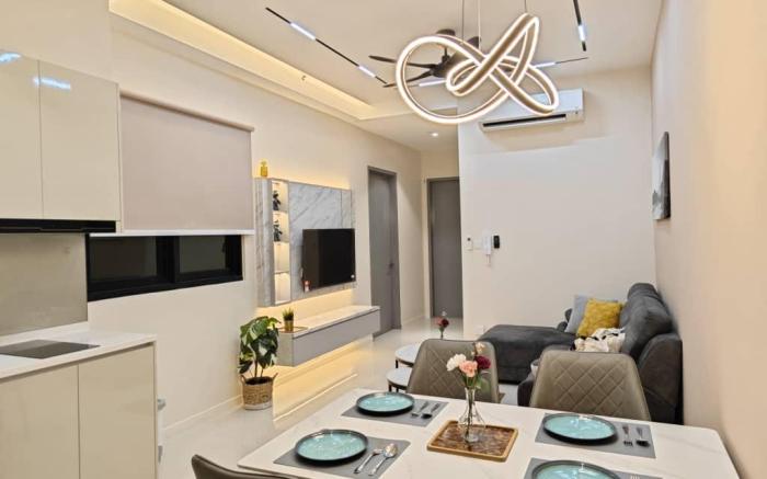 Paradigm Residence, Twilight Suite by Antlerzone