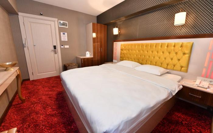 Sea Moon Hotel
