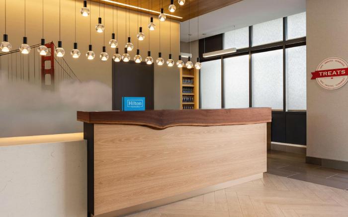 Hampton Inn & Suites San Mateo-San Francisco Airport