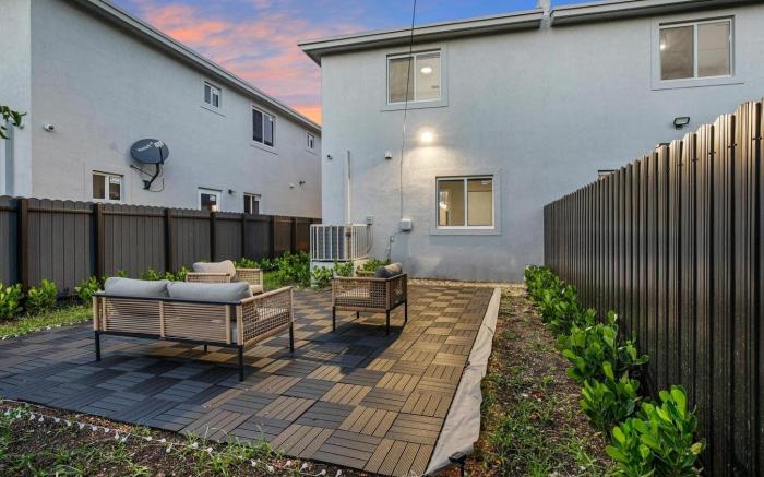 Little Haiti 4BR Home – Outdoor Space & Hi-Tech