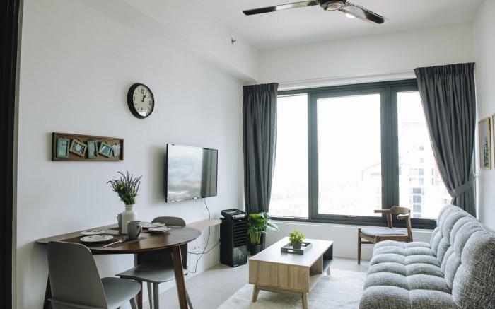 The Elm l Central Georgetown Condo @Macalister