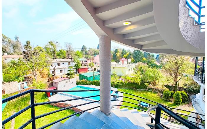 Goroomgo Palm Near Near Mall Road Bhimtal