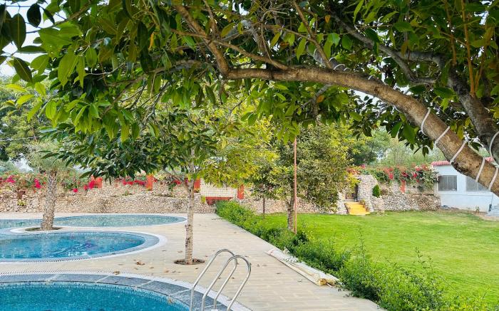 Shree Yog Maya Resort