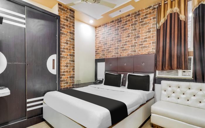 Hotel O Sharda