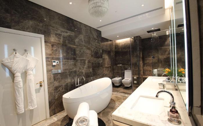 The Hotel Galleria Jeddah, Curio Collection by Hilton