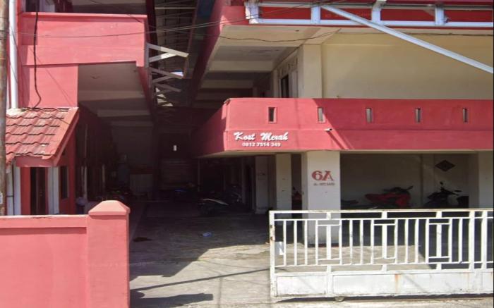 OYO 93207 Merah House