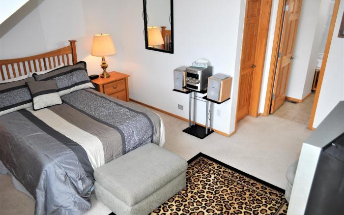 Forest Park 3 bed 4 Bath Twnhm HTJM