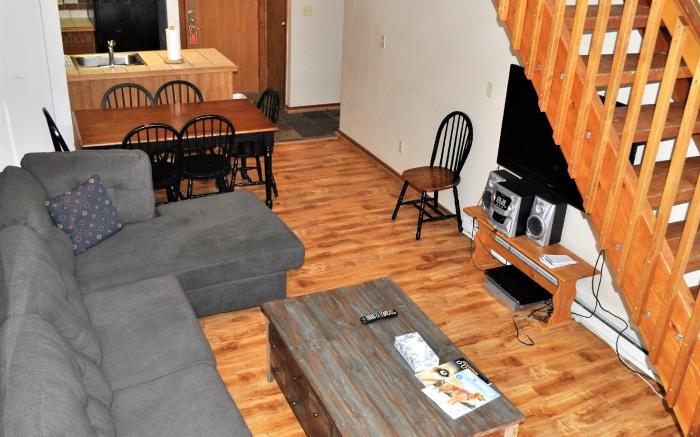 Fox Pine Lodge 4 bed 4 bath FPAF4