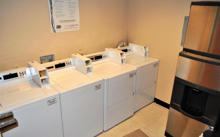 Fox Pine Lodge 4 bed 4 bath FPAF4