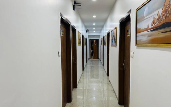 hotel deluxe residency