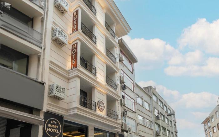 RUBBY HOTEL KADIKOY