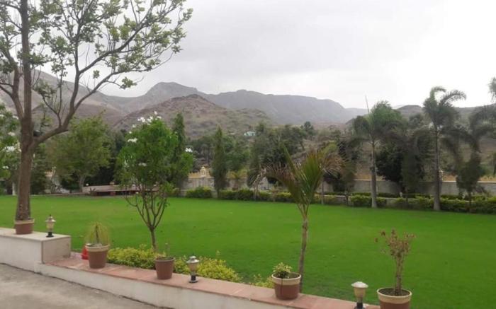 Meera Valley Resort by Nexottel