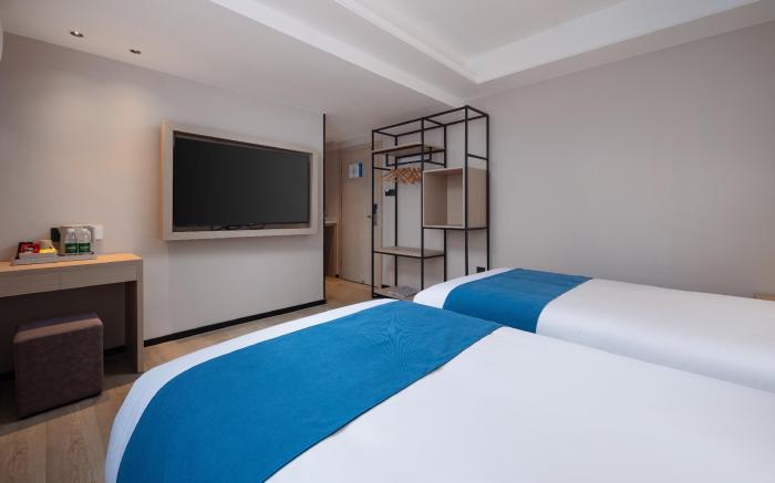 Naiwei L Executive Apartments