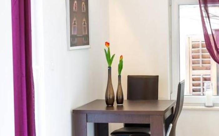 Split Allure Apartments