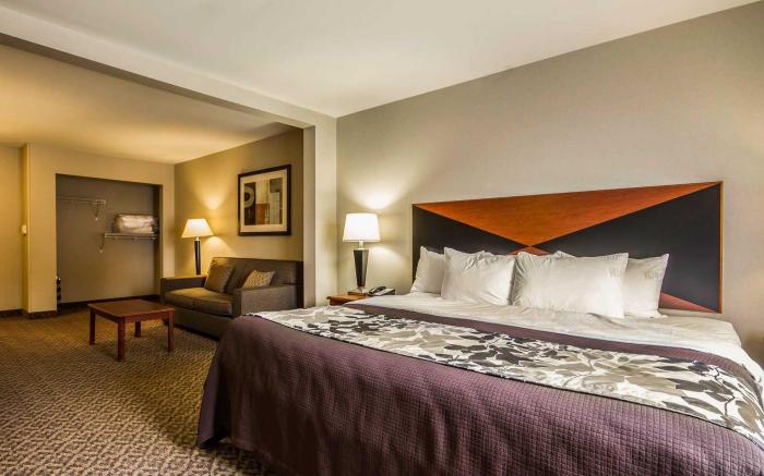 Sleep Inn & Suites Airport