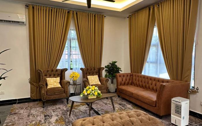 Rania Riverview Guesthouse