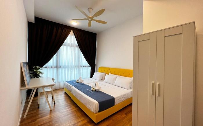 Paradigm Residence, Capri Suite by Antlerzone