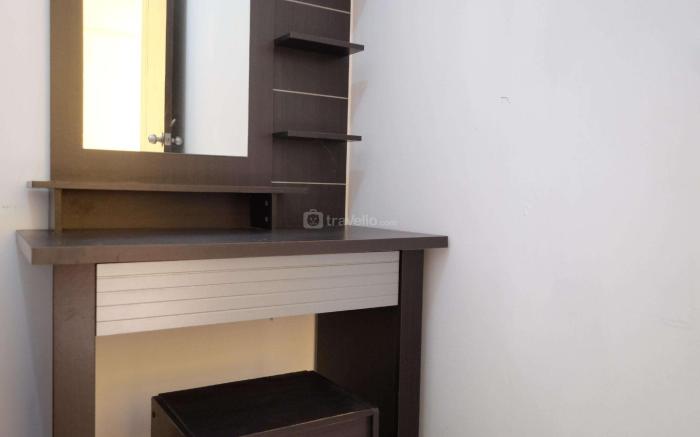 Warm and Cozy 2BR Mutiara Bekasi Apt By Travelio