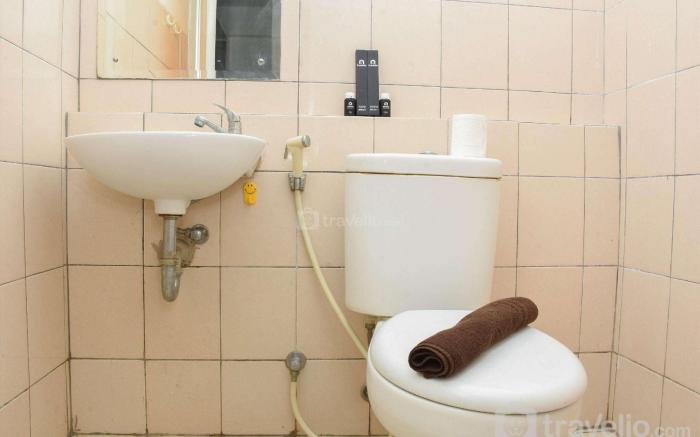 Comfort Simply 2BR Pakubuwono Terrace By Travelio