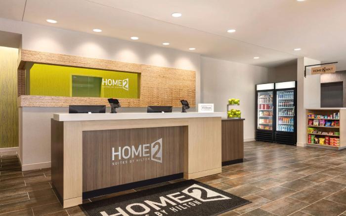 Home2 Suites by Hilton Milwaukee West