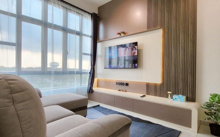 [D'Summit Tropika]-4Pax, Free Netflix & Parking.