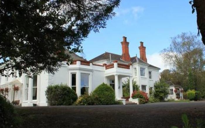 Mansion House Llansteffan