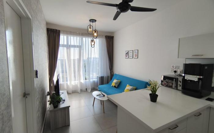 Kanvas Soho Cyberjaya/ Netflix/Gym/Jacuzzi/KLIA