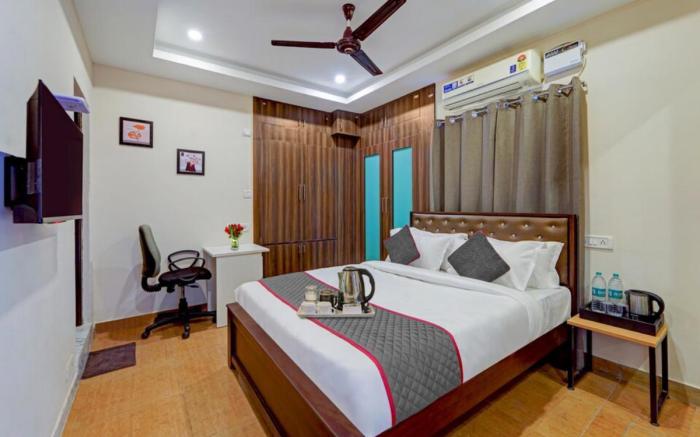 REDFOX HOTEL - NEAR US BIOMETRIC