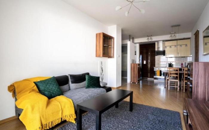 Golden Apartments Warsaw -  Platinum Towers