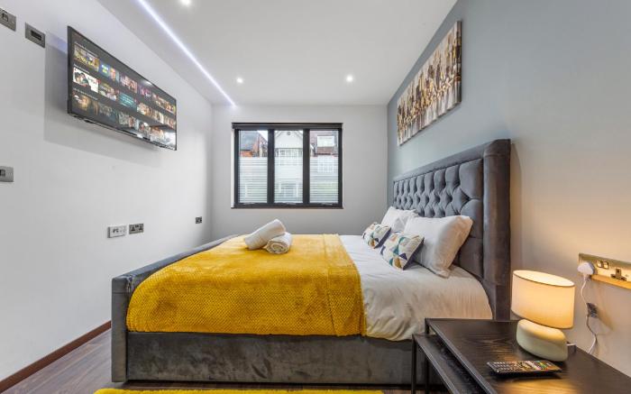 Luxury Studio Flat Golders Green Central London